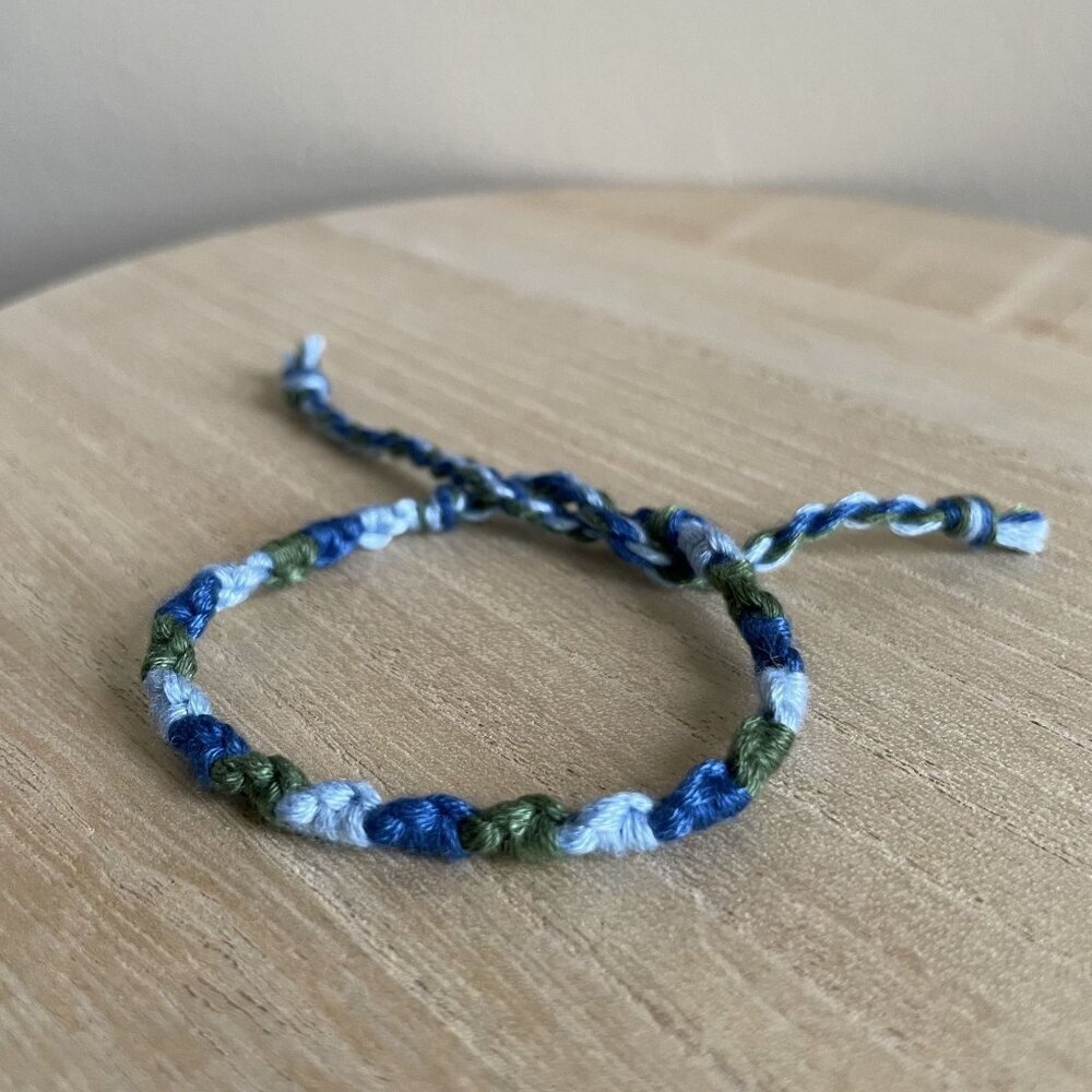 Handmade Lotus Woven Friendship Bracelet OS Blue Green Women Woven Cotton Tie
